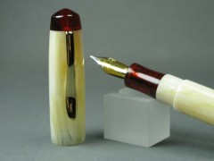 Custom Muse - "Bama Pen" in Alabaster and Ruby Tortoise