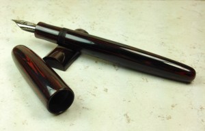 Sonneteer in Cumberland Ebonite - Medium