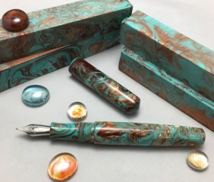 Idyll in Ancient Bronze Lava Lamp - Medium
