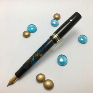 Custom 139 Style in Blue-Bronze Lava and Black Ebonite – Medium