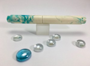 Scroll In Ice Koi Alumilite - Medium