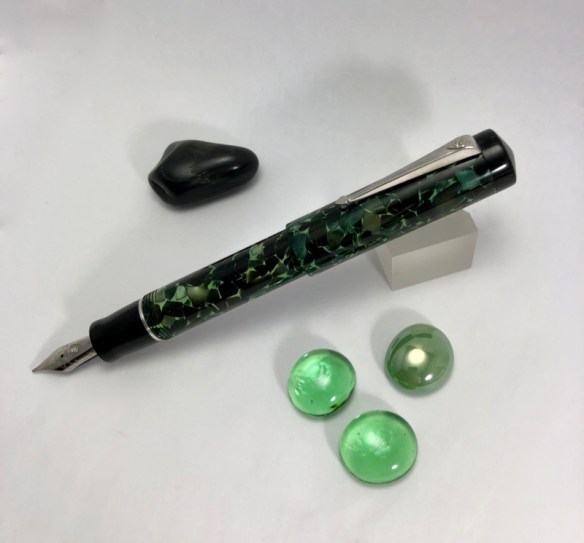 Custom Chronicler in CS Classic Green & Black - Large