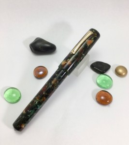Muse in Conway Stewart Pistachio - Medium