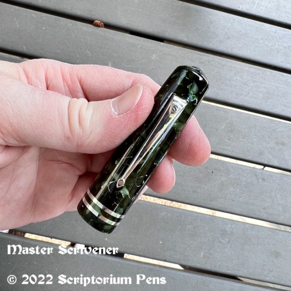 Master Scrivener in Conway Stewart Classic Green - Medium