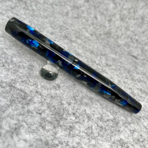 Idyll in Impero Blue Erinoid - Medium