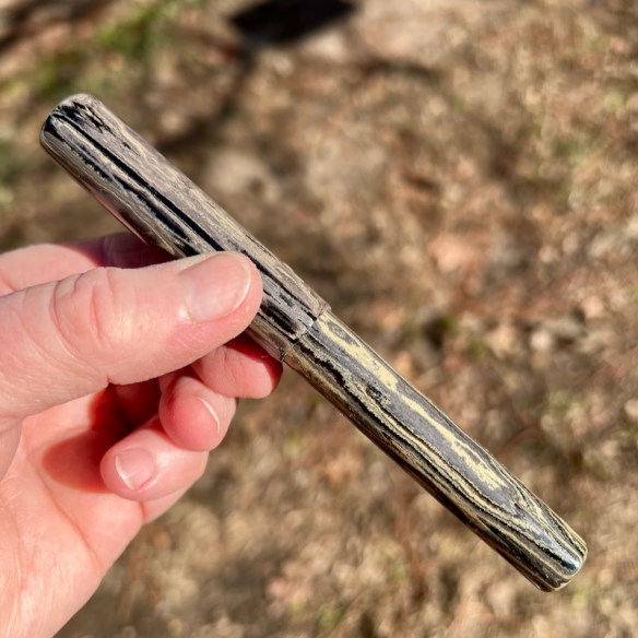 Aeterna in SEM LE Hammada Ebonite with Extended Section (28mm) - Medium