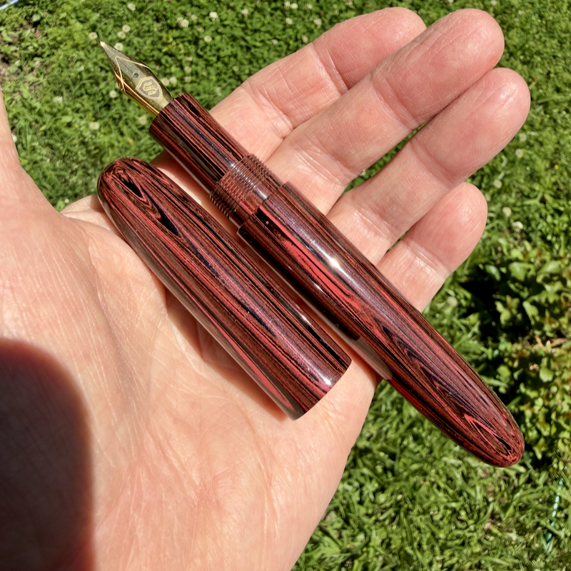 Zephyr in NYH Strawberry 8 Swirl Ebonite - Large